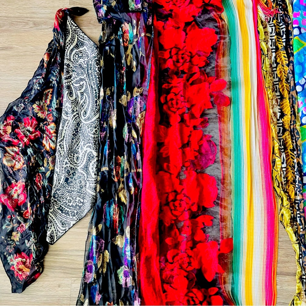 Scarf bundle 4 for $20